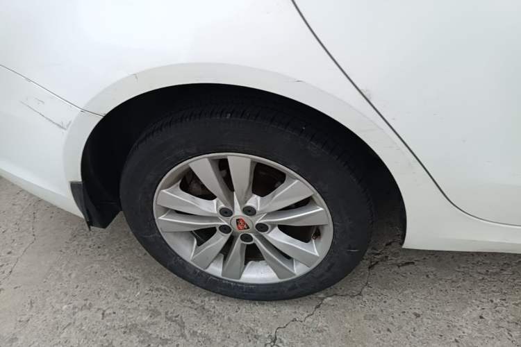 Used Roewe 360 2016 1.5L Automatic Smart Screen Version Exterior 5