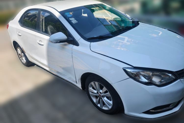 Used Roewe 360 2016 1.5L Automatic Smart Screen Version Front Right 45 Deg