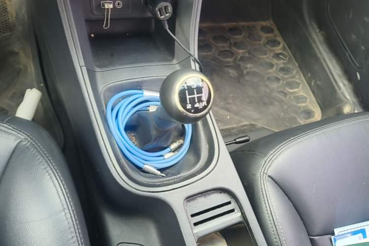 Used Roewe 360 2016 1.5L Manual Smart Screen Version Gear Lever