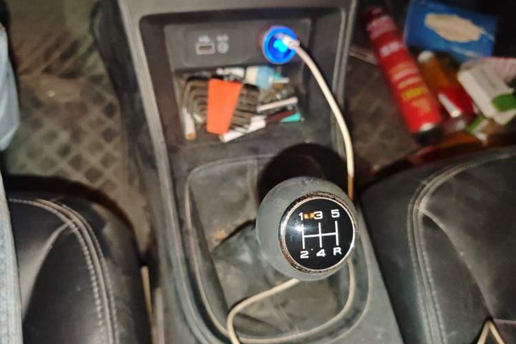 Used Roewe 360 2016 1.5L Manual Smart Screen Version Gear Lever