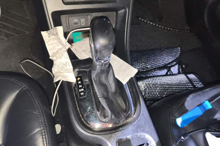 Used Roewe 360 2016 1.5L Automatic Smart Screen Version Gear Lever