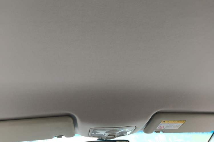 Used Roewe 360 2016 1.5L Manual Smart Screen Version Headliner