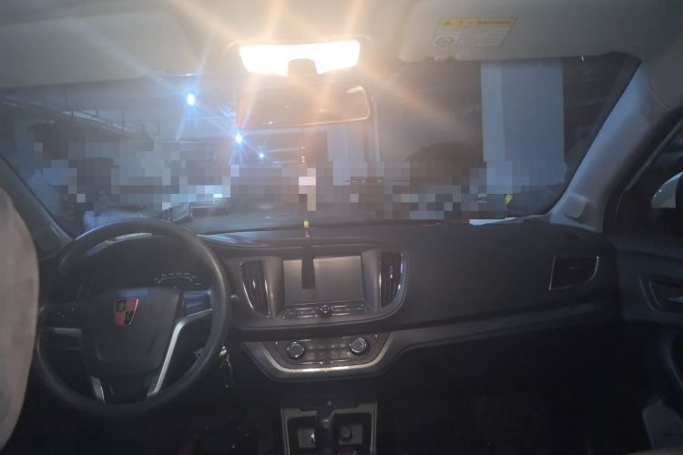 Used Roewe 360 2016 1.5L Automatic Smart Screen Version Headliner