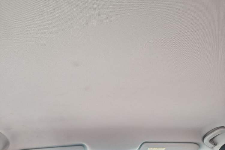 Used Roewe 360 2016 1.5L Automatic Smart Screen Version Headliner