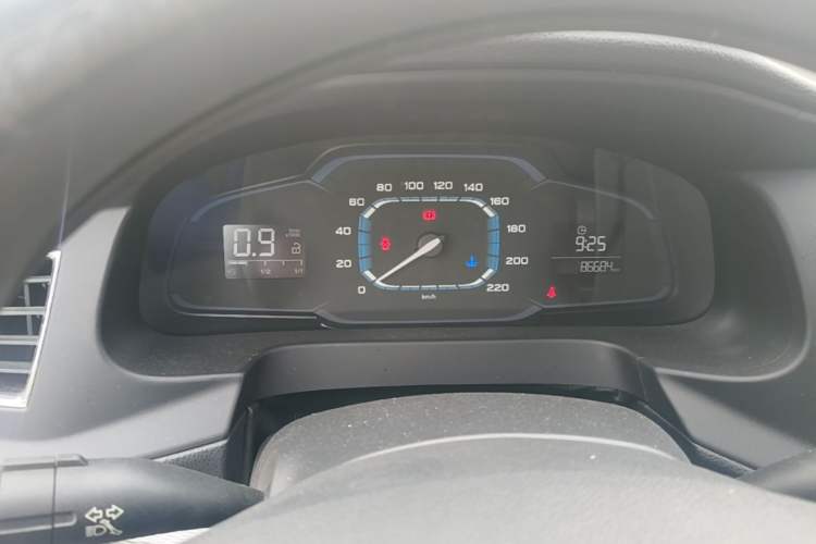 Used Roewe 360 2016 1.5L Manual Smart Screen Version Instrument Cluster