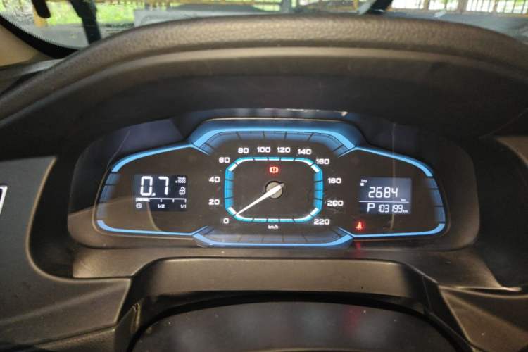 Used Roewe 360 2016 1.5L Automatic Smart Screen Version Instrument Cluster