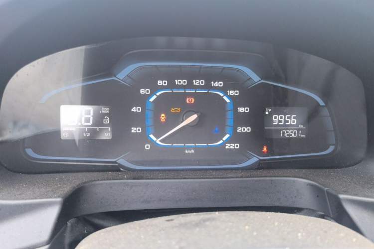 Used Roewe 360 2016 1.5L Manual Smart Screen Version Instrument Cluster