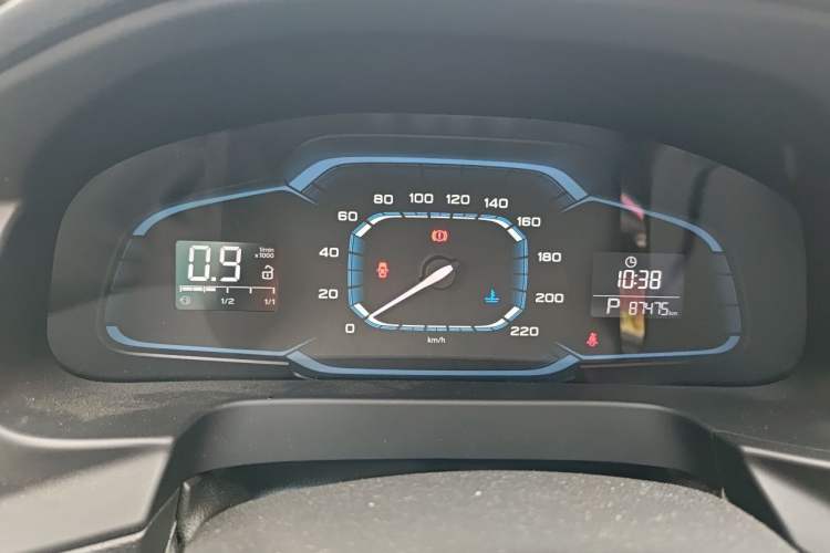Used Roewe 360 2016 1.5L Automatic Smart Screen Version Instrument Cluster