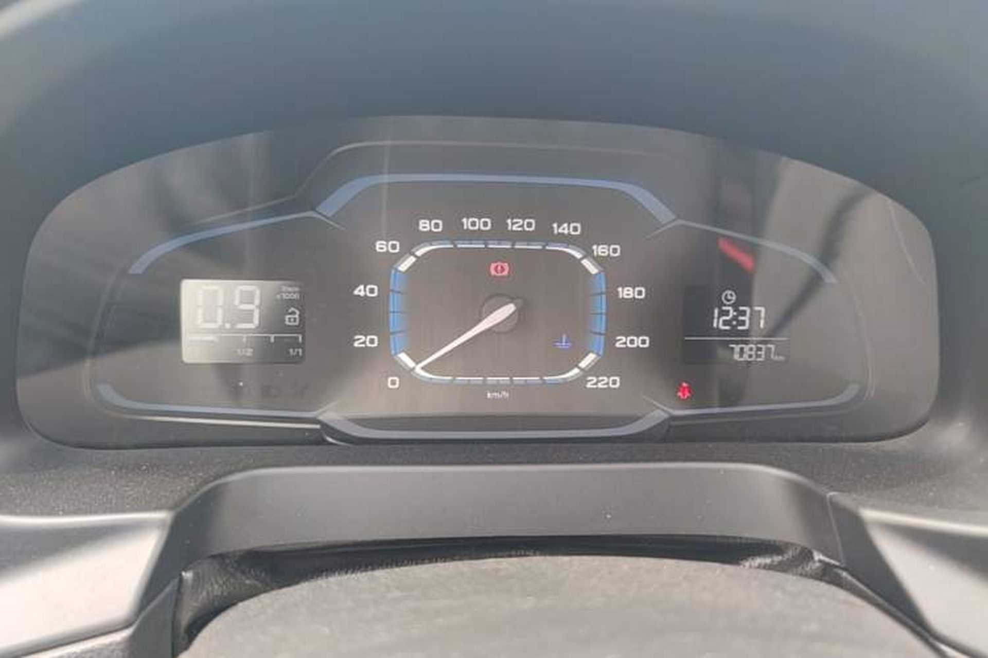 Used Roewe 360 2016 1.5L Manual Smart Screen Version Instrument Cluster