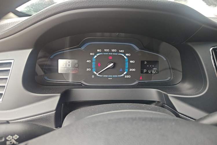 Used Roewe 360 2016 1.5L Automatic Smart Screen Version Instrument Cluster