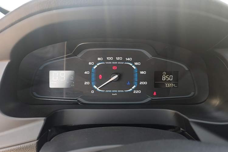 Used Roewe 360 2016 1.5L Manual Smart Screen Version Instrument Cluster