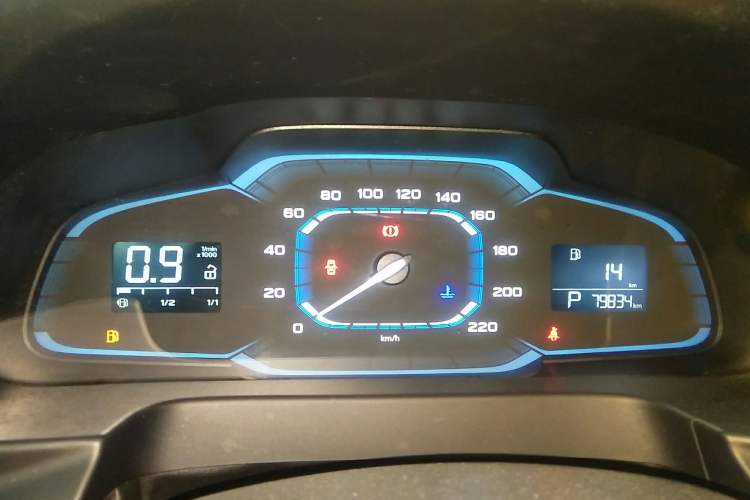 Used Roewe 360 2016 1.5L Automatic Smart Screen Version Instrument Cluster