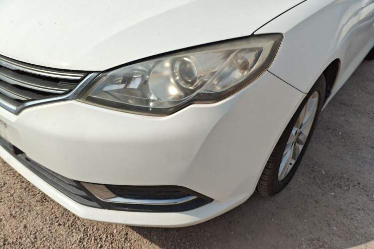 Used Roewe 360 2016 1.5L Manual Smart Screen Version Left Front Headlight