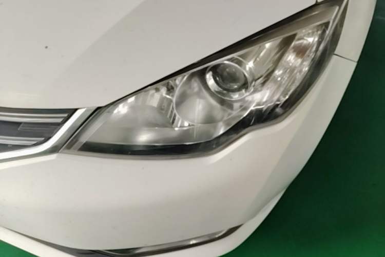 Used Roewe 360 2016 1.5L Automatic Smart Screen Version Left Front Headlight
