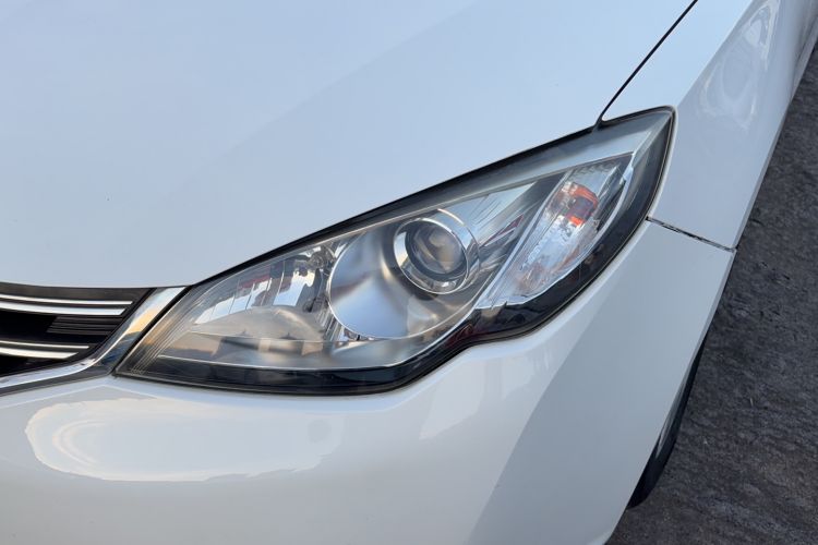 Used Roewe 360 2016 1.5L Manual Smart Screen Version Left Front Headlight