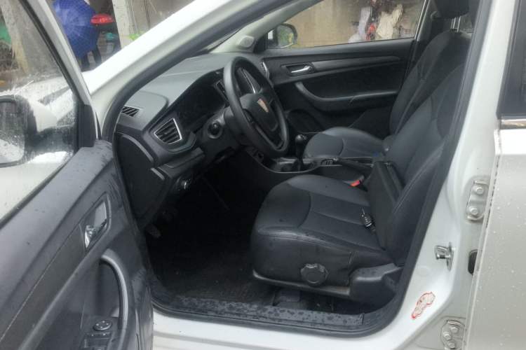Used Roewe 360 2016 1.5L Manual Smart Screen Version Left Front Seat