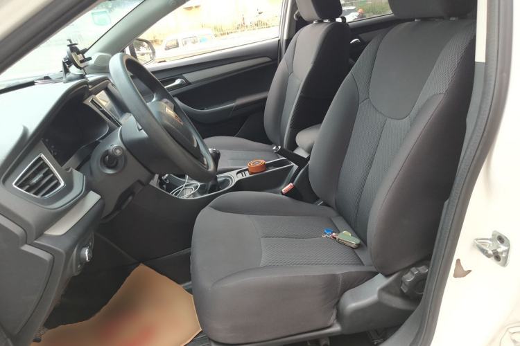 Used Roewe 360 2016 1.5L Manual Smart Screen Version Left Front Seat