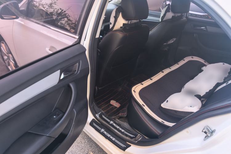 Used Roewe 360 2016 1.5L Automatic Smart Screen Version Left Rear Seat