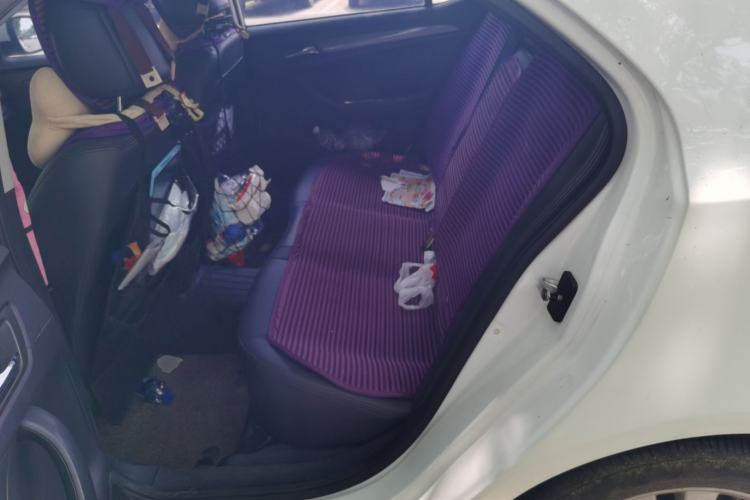 Used Roewe 360 2016 1.5L Automatic Smart Screen Version Left Rear Seat