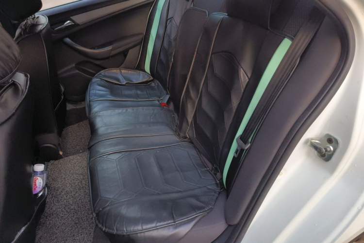 Used Roewe 360 2016 1.5L Automatic Smart Screen Version Left Rear Seat