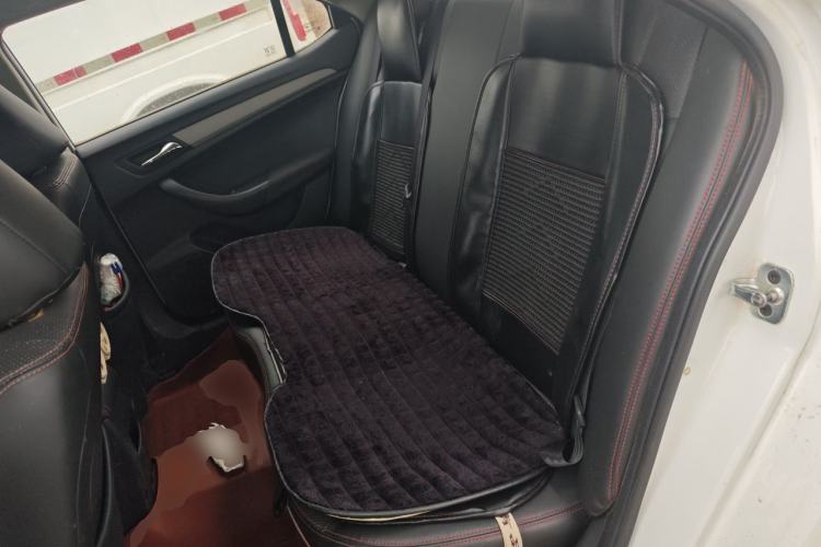 Used Roewe 360 2016 1.5L Automatic Smart Screen Version Left Rear Seat