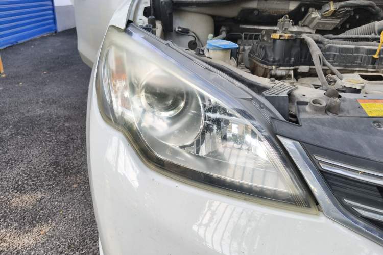 Used Roewe 360 2016 1.5L Automatic Smart Screen Version Right Front Headlight