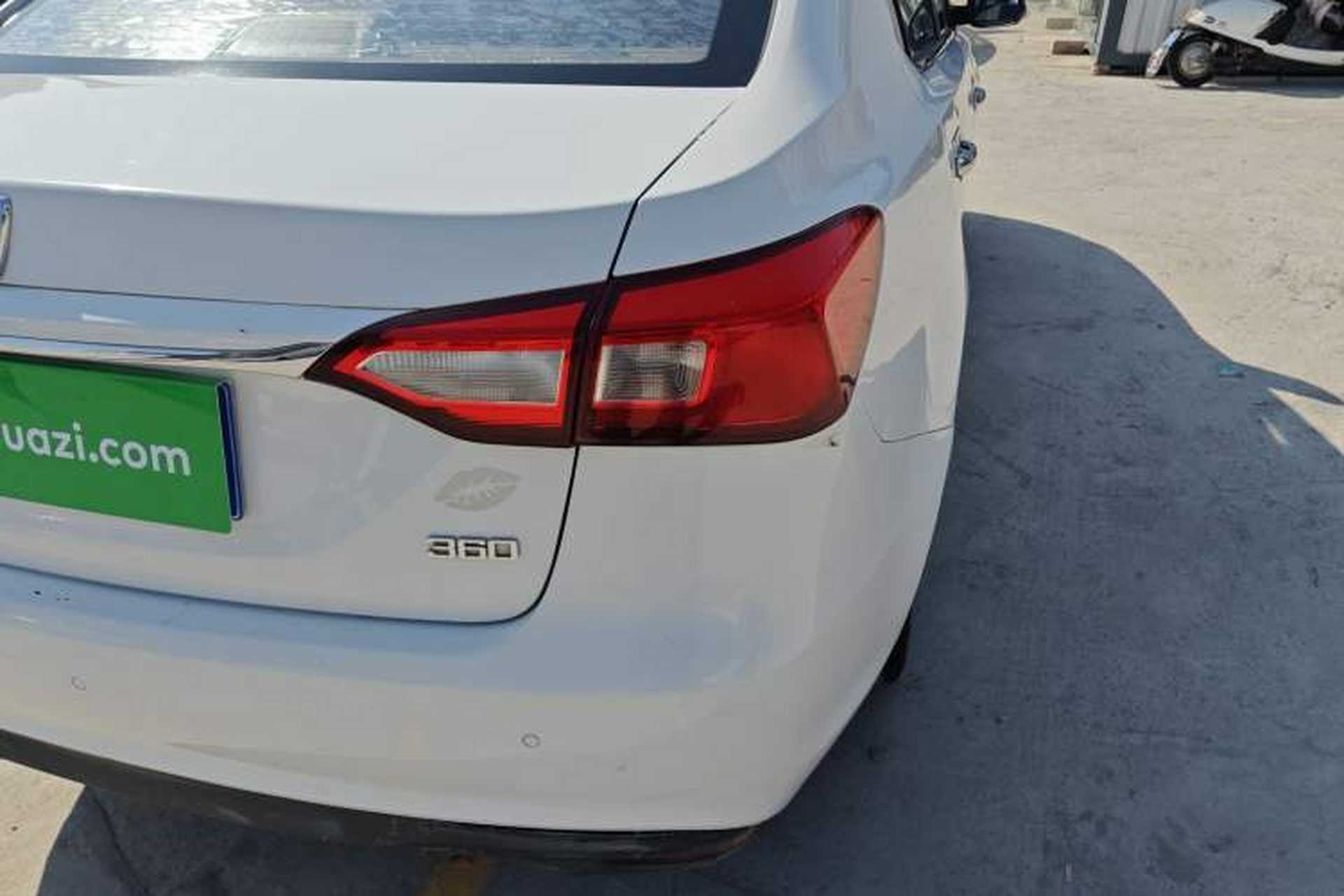 Used Roewe 360 2016 1.5L Manual Smart Screen Version Right Rear Taillight