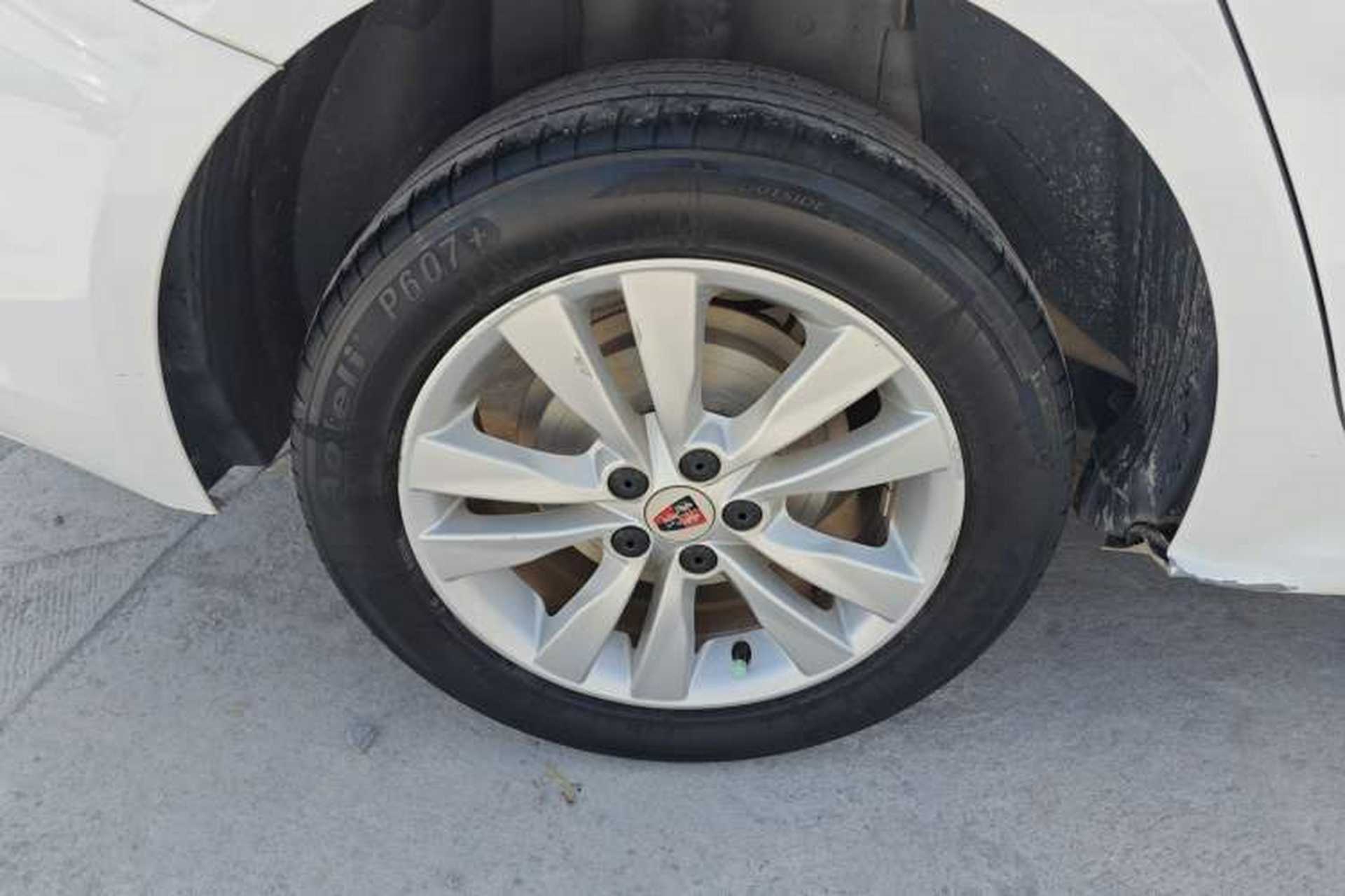 Used Roewe 360 2016 1.5L Manual Smart Screen Version Right Rear Wheel Hub