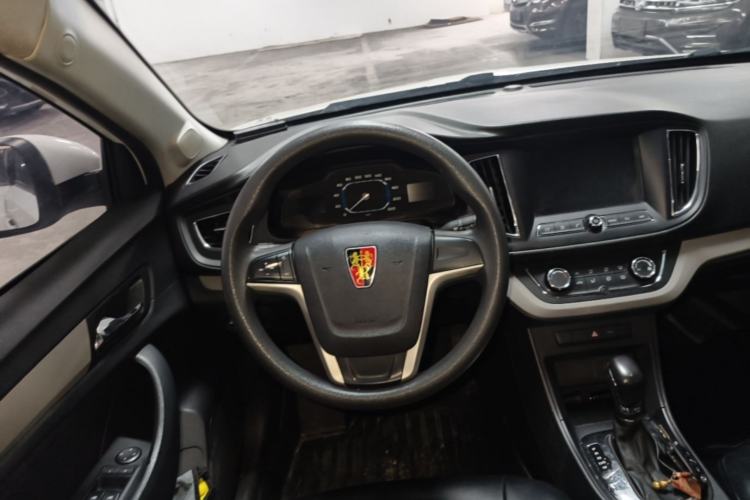 Used Roewe 360 2016 1.5L Automatic Smart Screen Version Steering Wheel