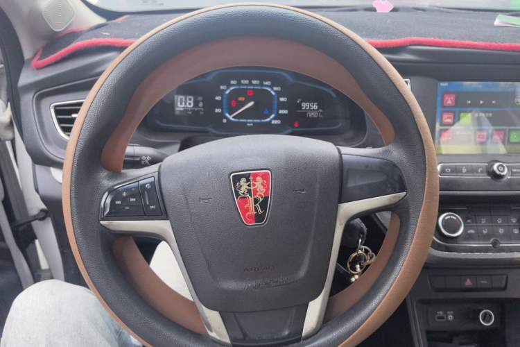 Used Roewe 360 2016 1.5L Manual Smart Screen Version Steering Wheel