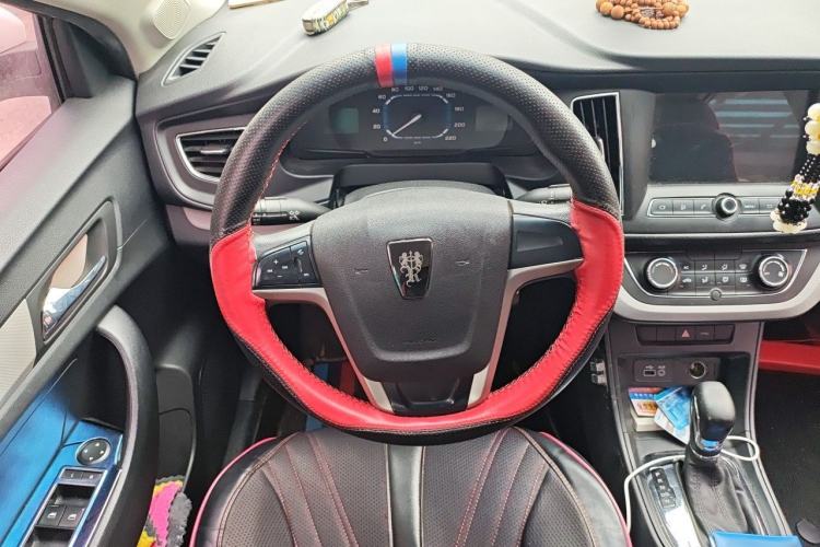 Used Roewe 360 2016 1.5L Automatic Smart Screen Version Steering Wheel