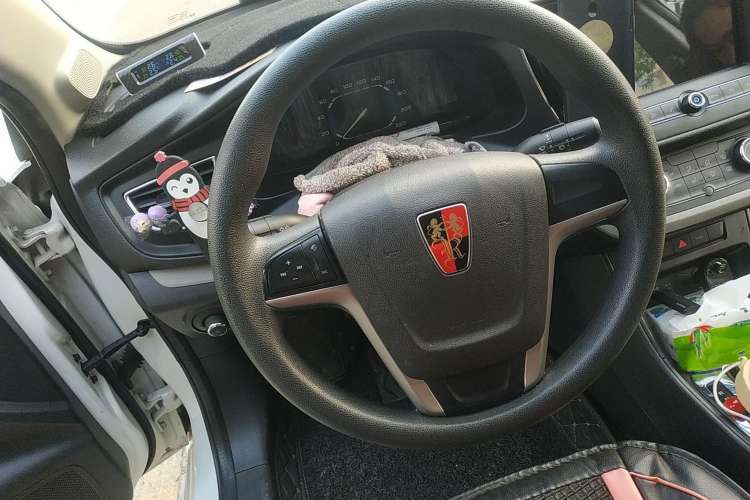 Used Roewe 360 2016 1.5L Automatic Smart Screen Version Steering Wheel