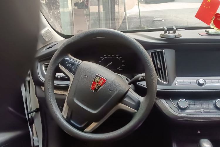 Used Roewe 360 2016 1.5L Automatic Smart Screen Version Steering Wheel