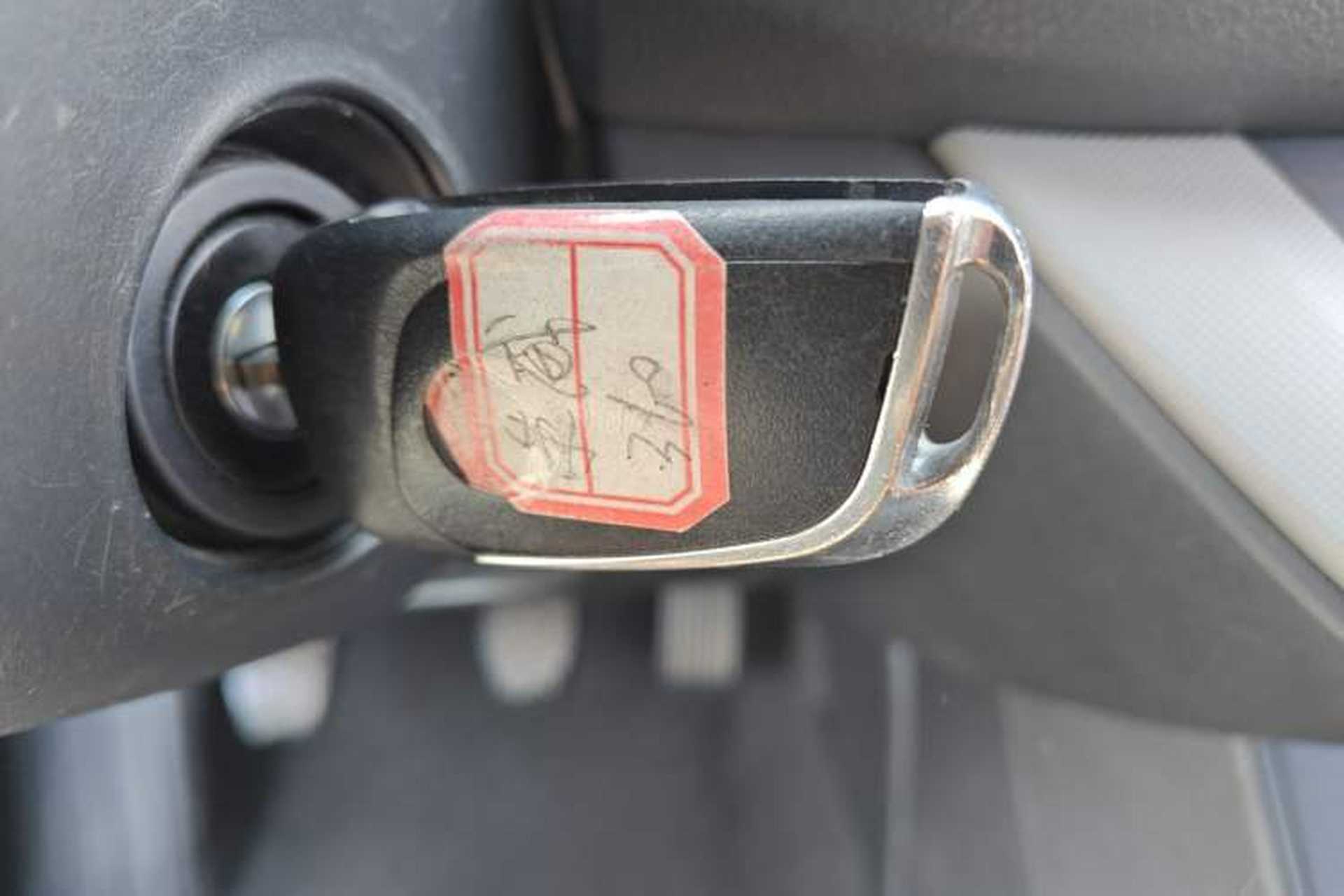 Used Roewe 360 2016 1.5L Manual Smart Screen Version Vehicle Key