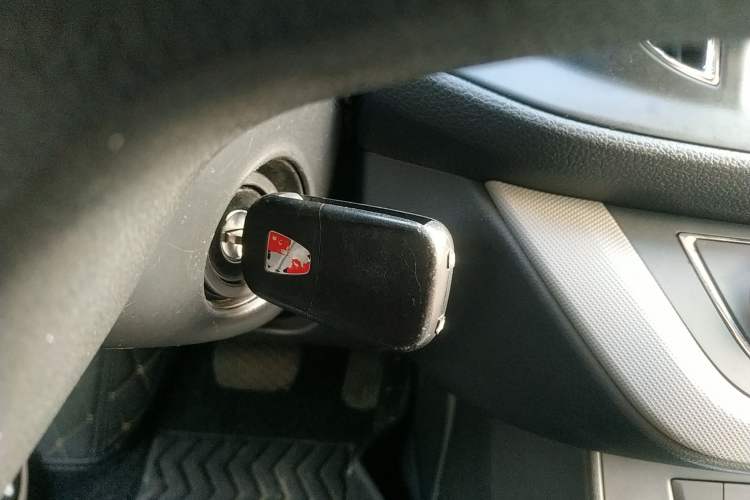 Used Roewe 360 2016 1.5L Automatic Smart Screen Version Vehicle Key