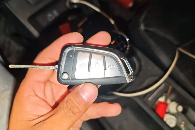 Used Roewe 360 2016 1.5L Manual Smart Screen Version Vehicle Key