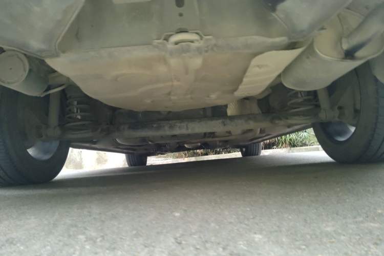 Used Roewe 360 2016 1.5L Manual Smart Screen Version Chassis Rear