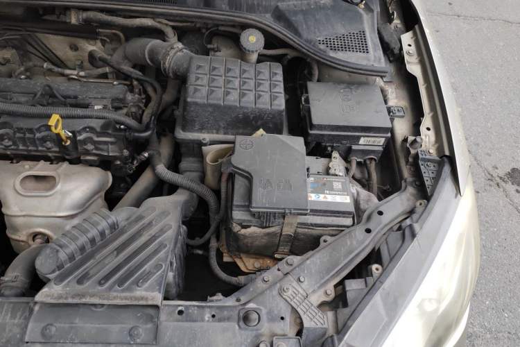 Used Roewe 360 2016 1.5L Manual Smart Screen Version Engine Bay Left
