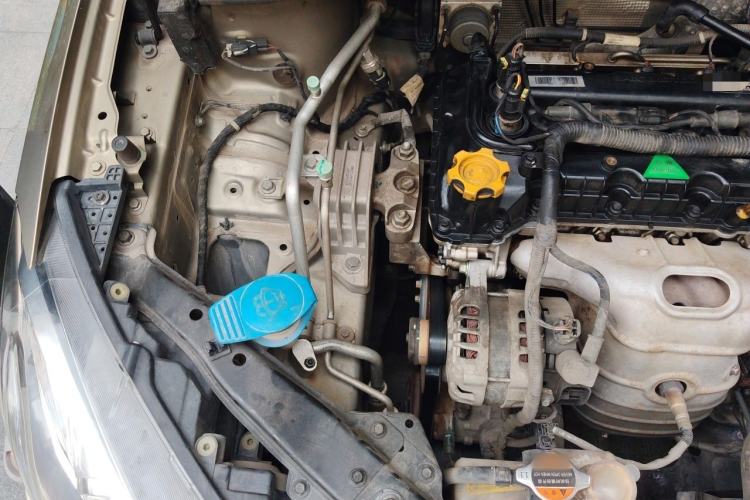 Used Roewe 360 2016 1.5L Automatic Smart Screen Version Engine Bay Right