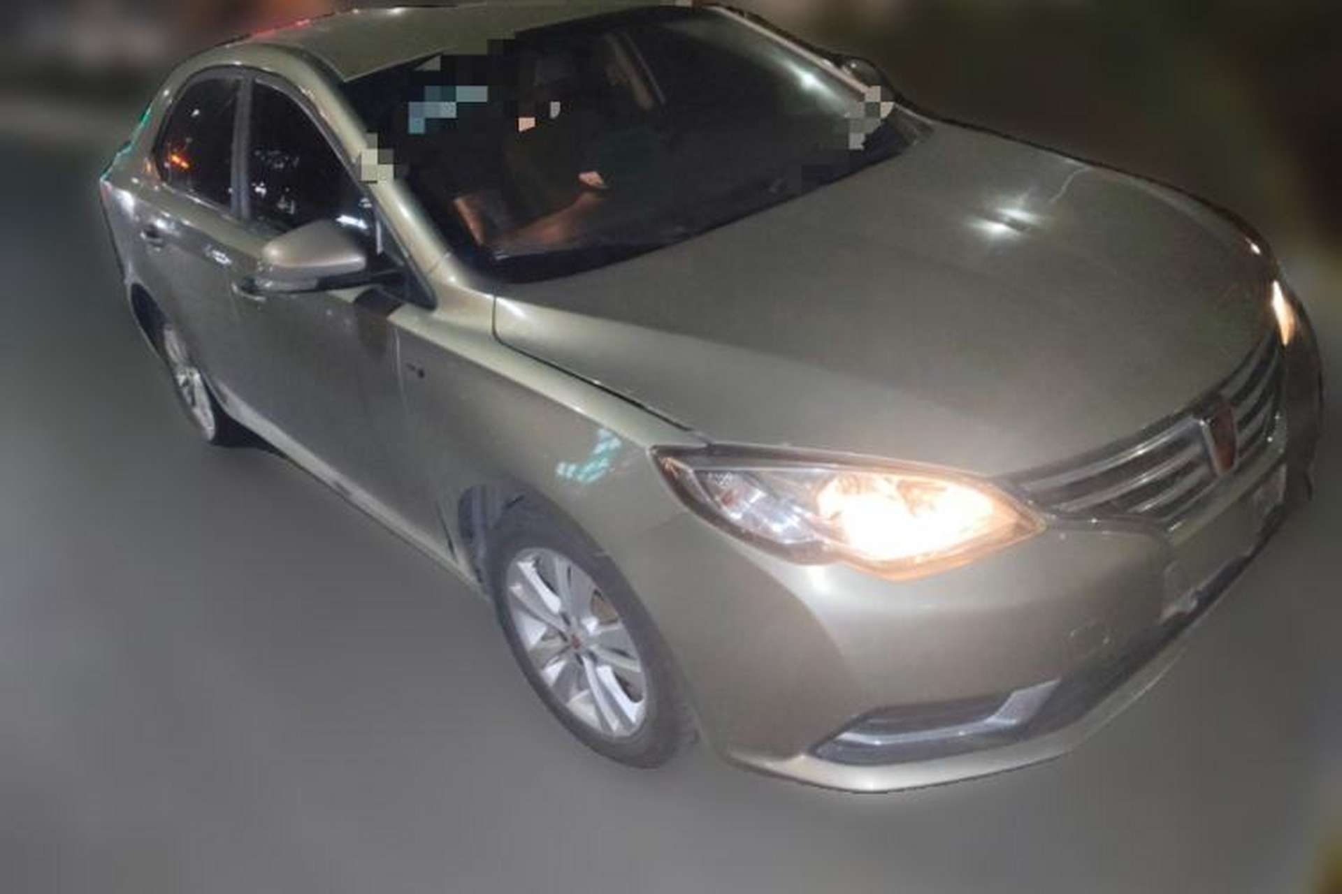 Used Roewe 360 2016 1.5L Manual Smart Screen Version Front Right 45 Deg