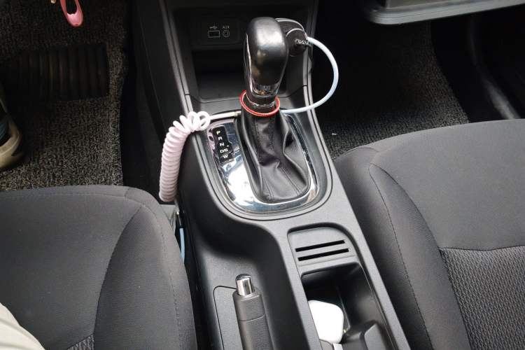 Used Roewe 360 2016 1.5L Automatic Smart Screen Version Gear Lever