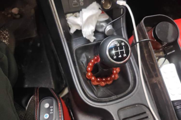 Used Roewe 360 2016 1.5L Manual Smart Screen Version Gear Lever