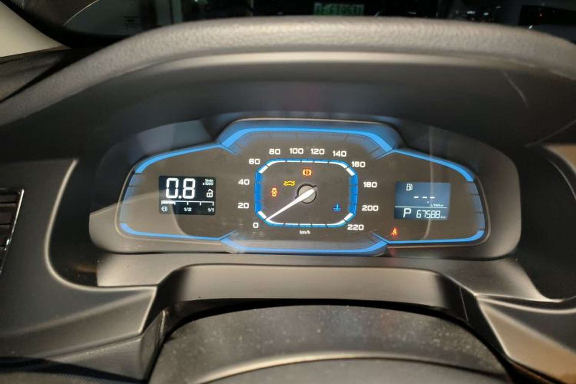 Used Roewe 360 2016 1.5L Automatic Smart Screen Version Instrument Cluster