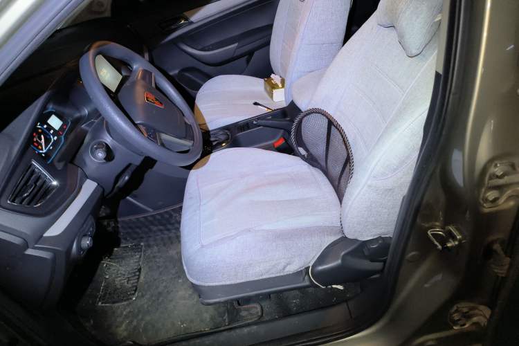 Used Roewe 360 2016 1.5L Automatic Smart Screen Version Left Front Seat