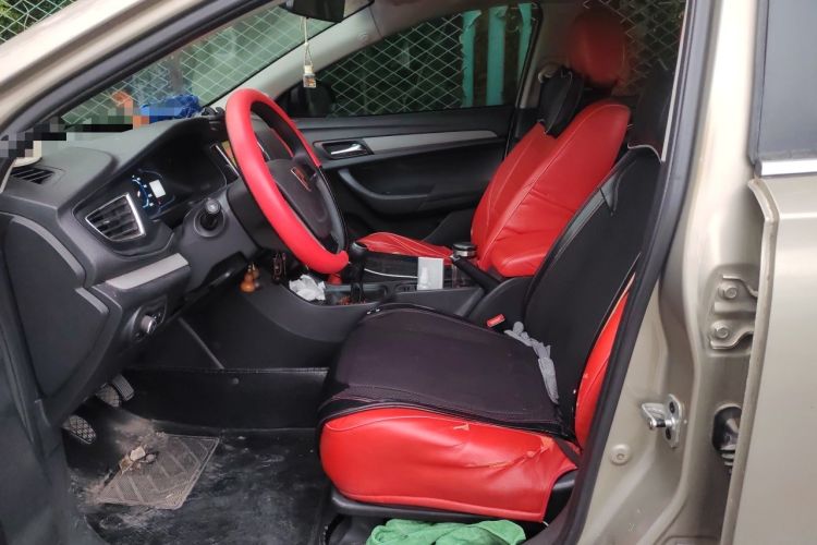 Used Roewe 360 2016 1.5L Manual Smart Screen Version Left Front Seat