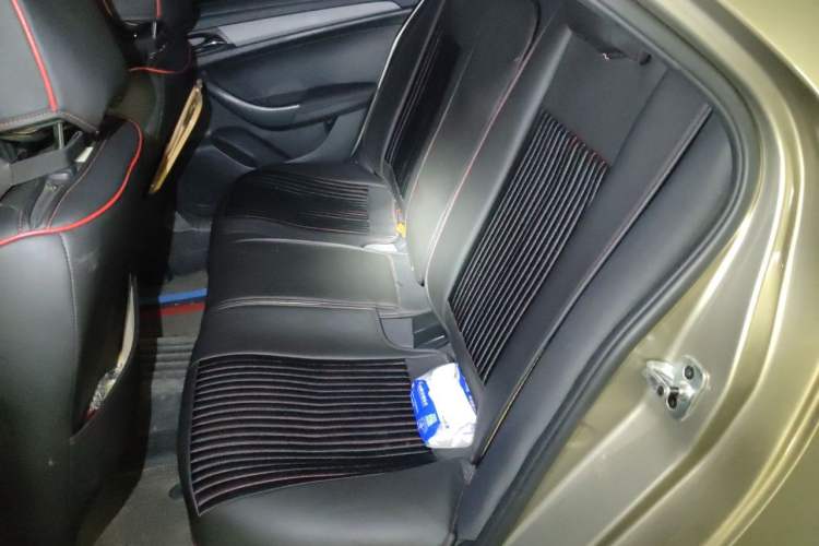 Used Roewe 360 2016 1.5L Manual Smart Screen Version Left Rear Seat