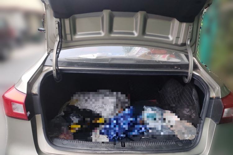 Used Roewe 360 2016 1.5L Manual Smart Screen Version Trunk