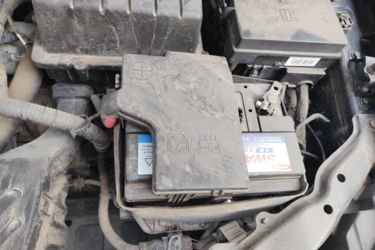 Used Roewe 360 2017 1.5L Manual Smart Screen Version Engine Bay Left