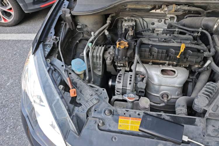 Used Roewe 360 2017 1.5L Automatic Smart Screen Version Engine Bay Right