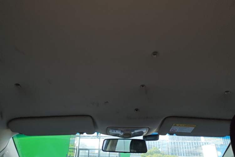 Used Roewe 360 2017 1.5L Automatic Smart Screen Version Headliner